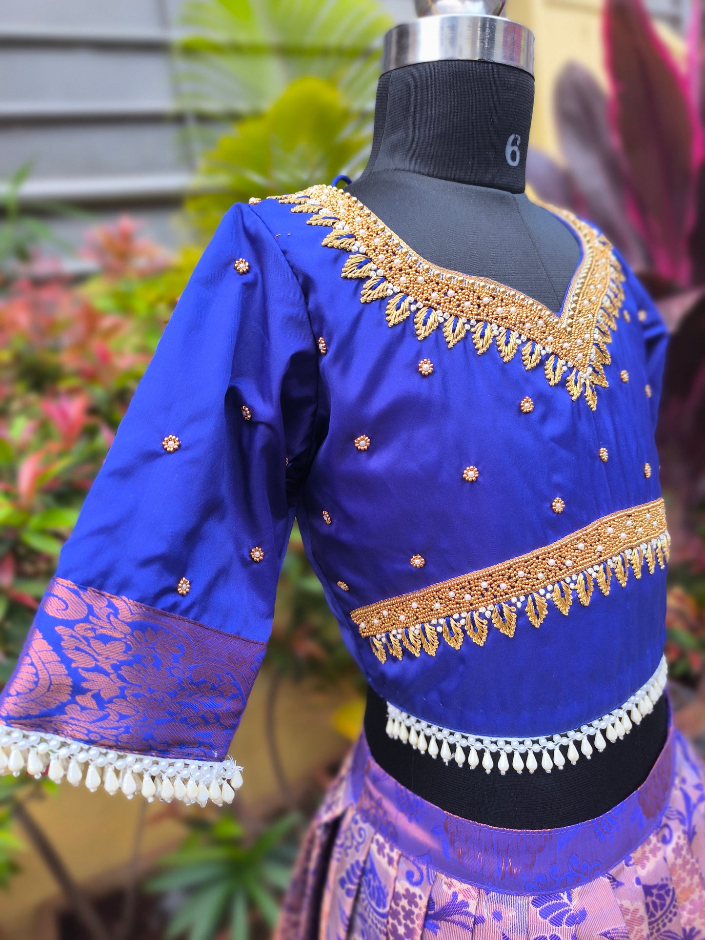 Aadhya - Semi Kanchi Silk Pattu Paavadai/Langa Blouse