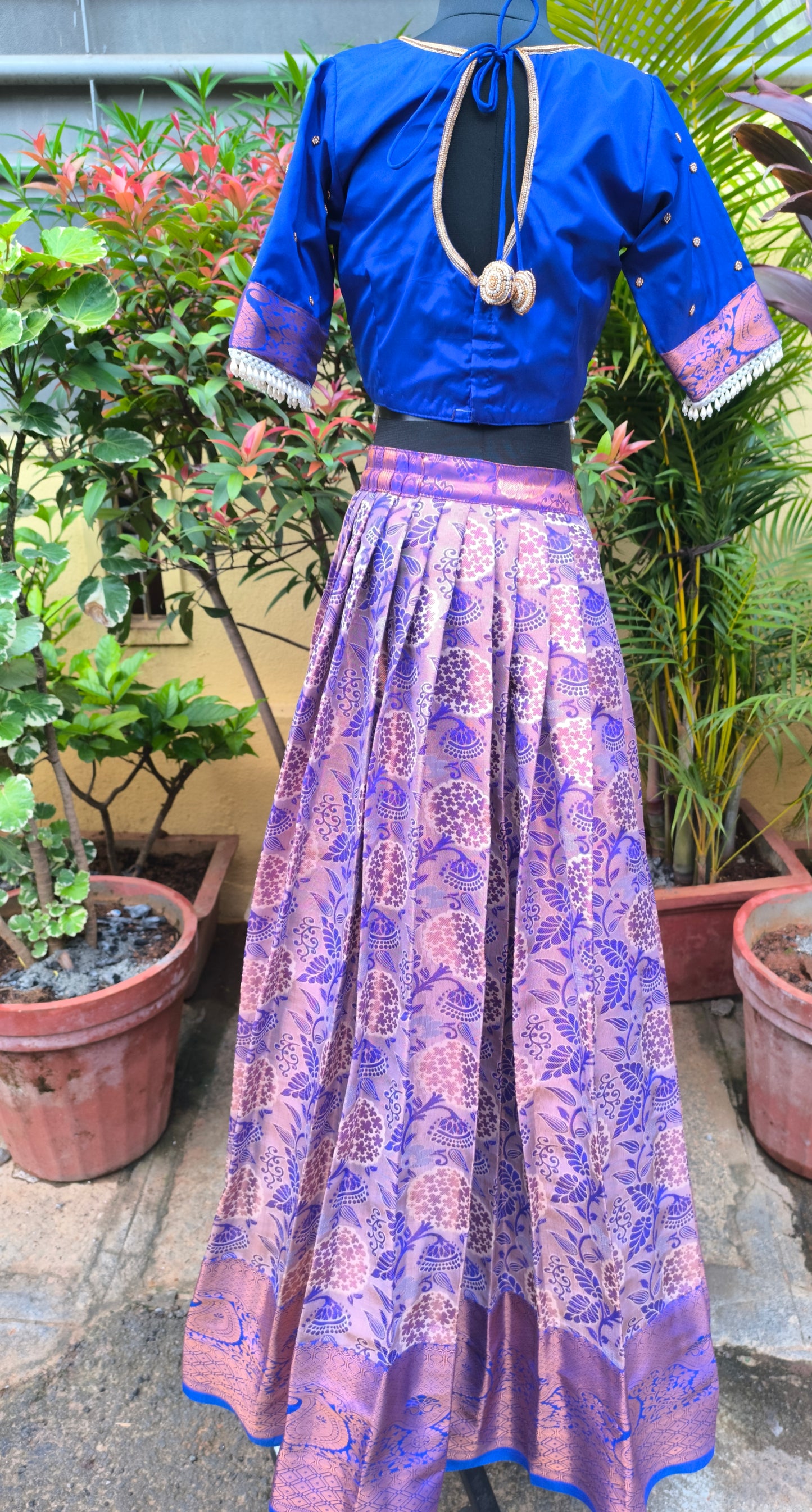 Aadhya - Semi Kanchi Silk Pattu Paavadai/Langa Blouse